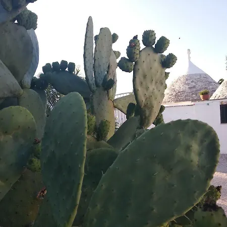 Piccolo Trullo Ostunese Le Jardin De Sophie' * Ostuni